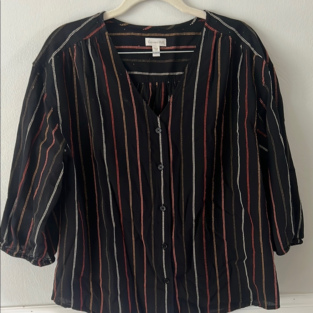 Garnet Hill 100% organic cotton v-neck striped top